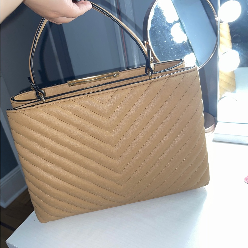 It Also Has A Strap If You Want To Make It Longer… - image 3